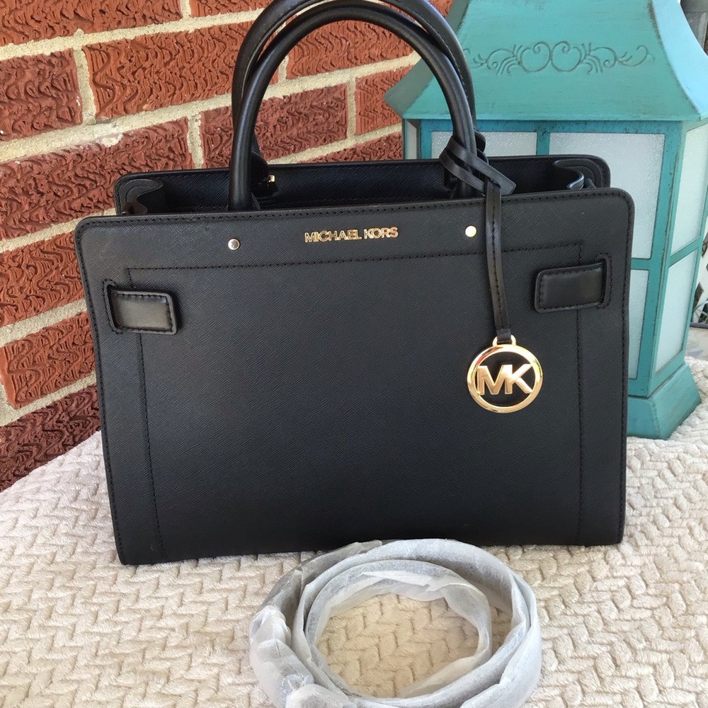 Michael kors leather satchel - Picture 2 of 15